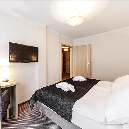 Marena Wellness & 4*