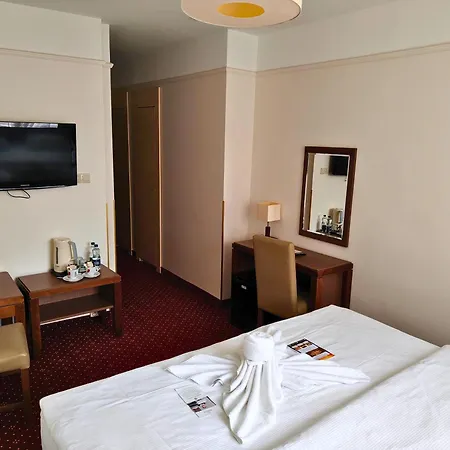 Rezort Marena Wellness & 4*