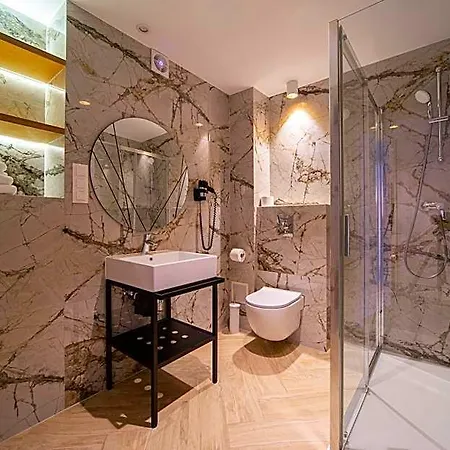 Marena Wellness & 4*