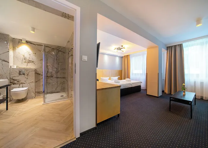 Marena Wellness & 4*